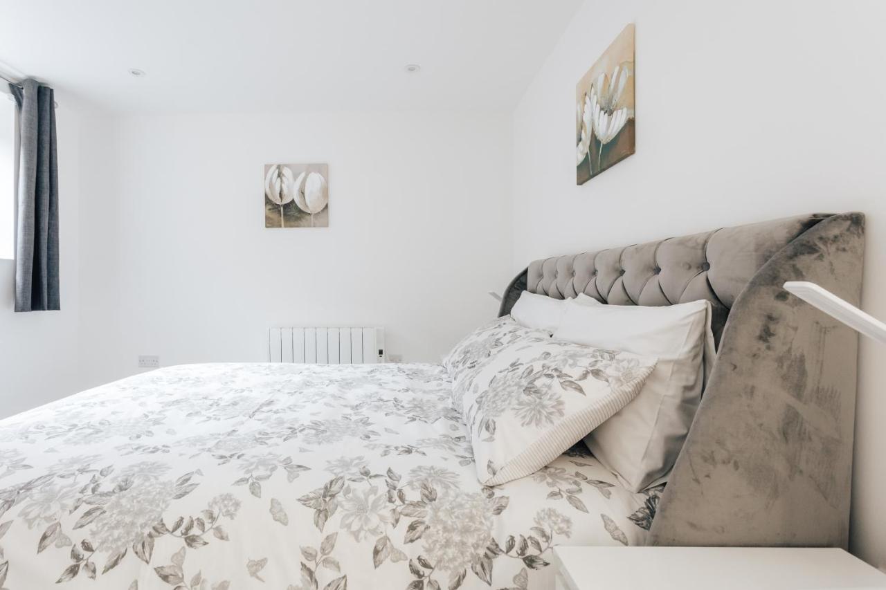 Contemporary Two Bedroom Duplex - Secluded Residence With Parking In A Prime Central Location Bournemouth Exterior foto